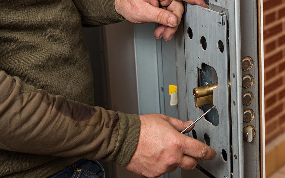 serrure de porte prix Dugny